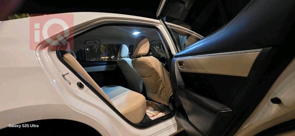 تويوتا كورولا